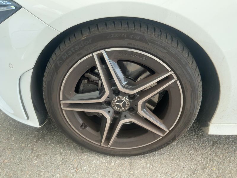 Mercedes-Benz CLA-Klasse CLA 200 d Shooting Brake AMG Line 2022 – снимка 3