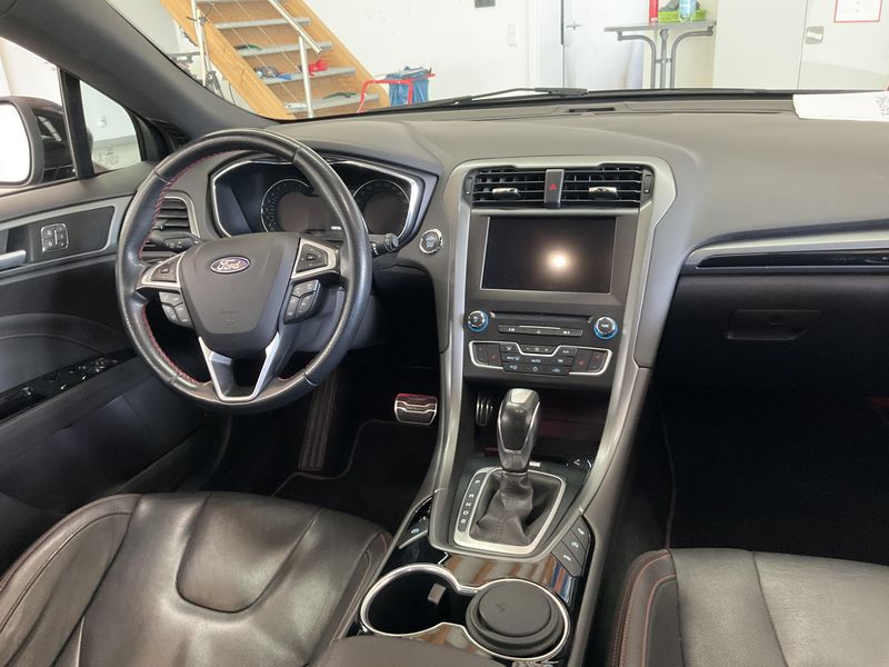 Ford Mondeo 1.5 EcoBoost ST-Line 2018 – снимка 17