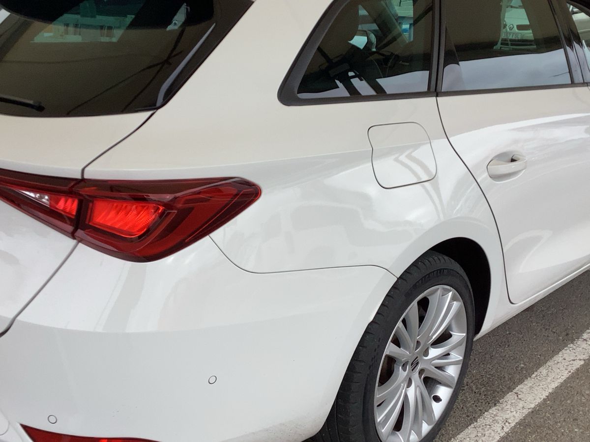 Seat Leon 2023 — photo 9