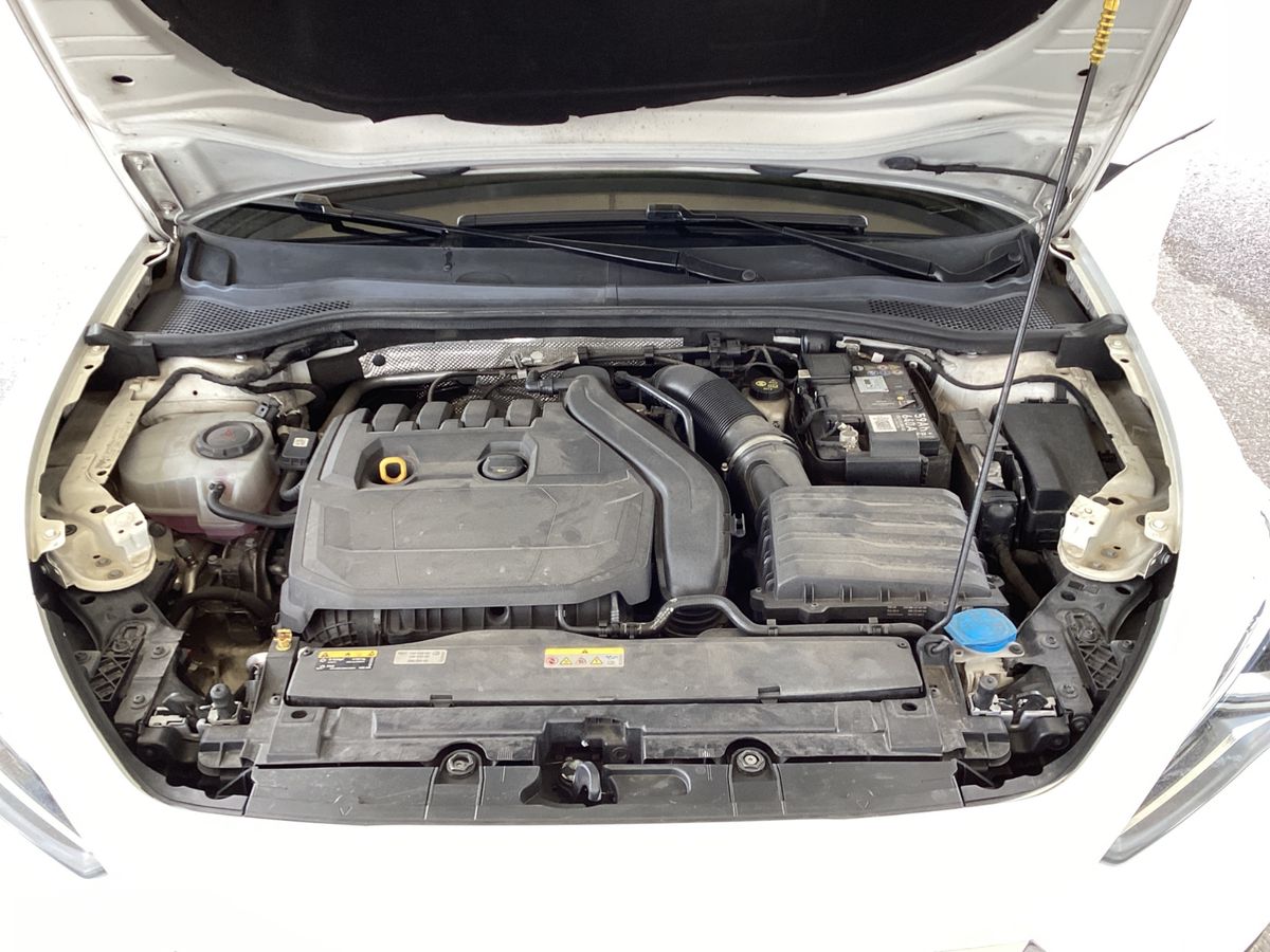 Seat Leon 2023 — photo 35