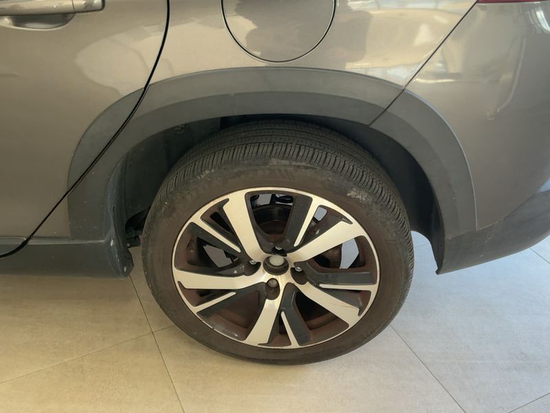 Peugeot 2008 1.2 PureTech Allure 2017 – снимка 5