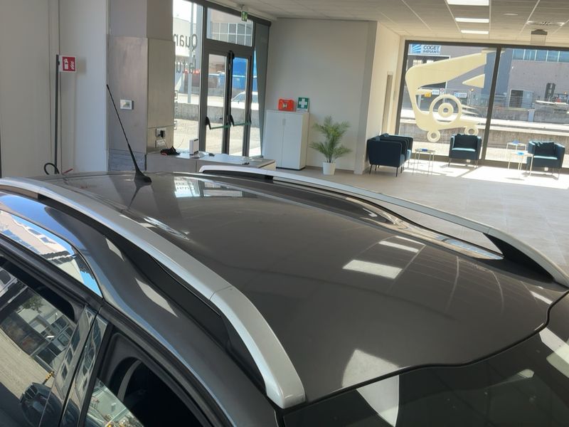 Peugeot 2008 1.2 PureTech Allure 2017 – снимка 13