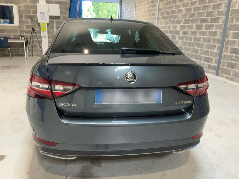 Skoda Superb 1.4 TSI ACT SportLine — zdjęcie 5