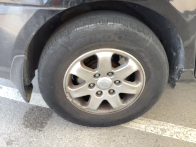 Kia Carnival 2.9 CRDi VGT Active 2009 – снимка 9