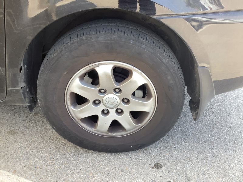 Kia Carnival 2.9 CRDi VGT Active 2009 – снимка 5