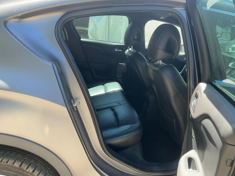 DS Automobiles DS4 Crossback 2.0 Blue-HDi — zdjęcie 14