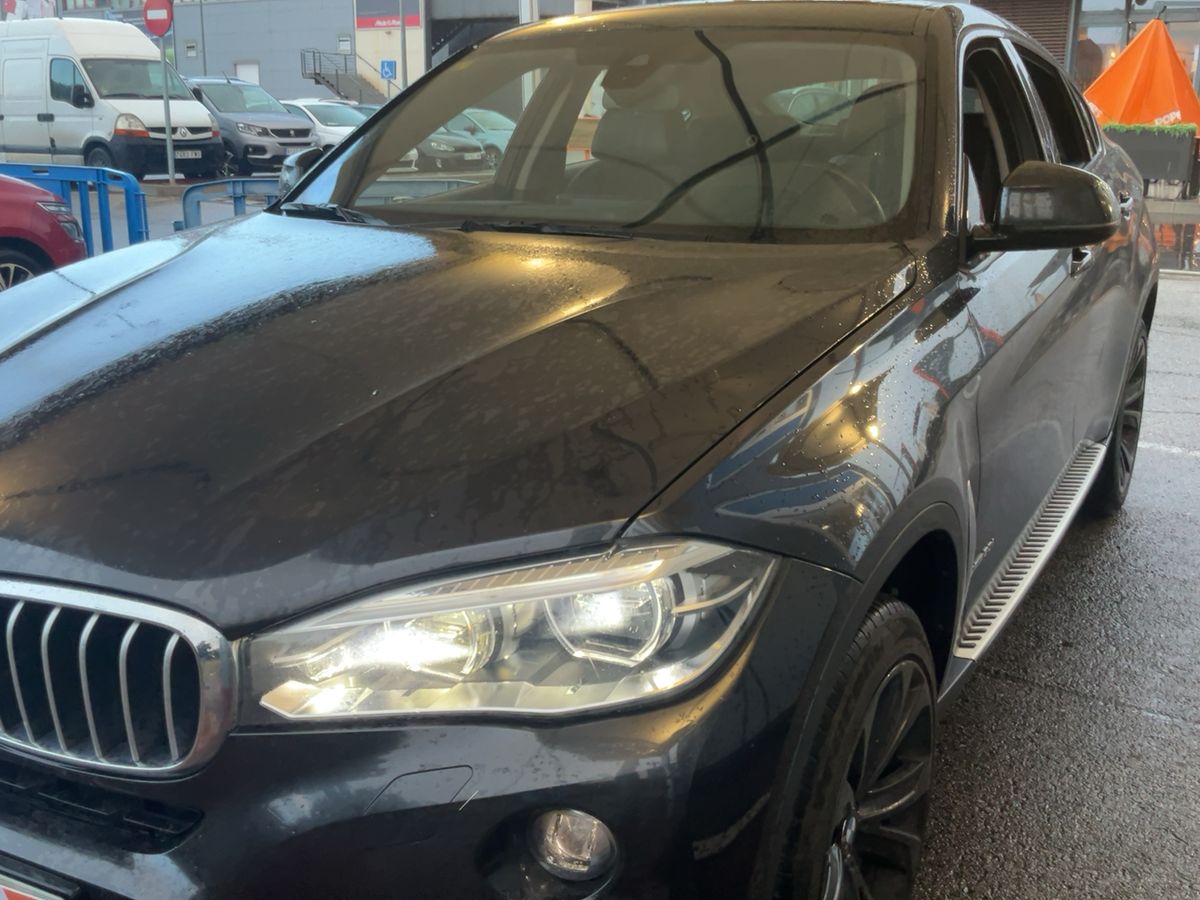 BMW X6 xDrive 50i