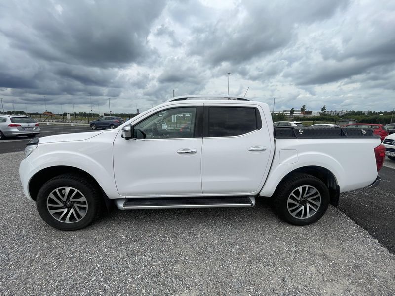Nissan Navara NP-300 2.3 dCi Tekna+ Double Cab 4x4 — zdjęcie 4