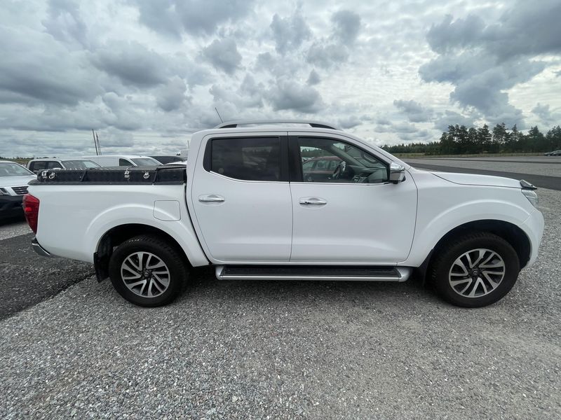 Nissan Navara NP-300 2.3 dCi Tekna+ Double Cab 4x4 — zdjęcie 7