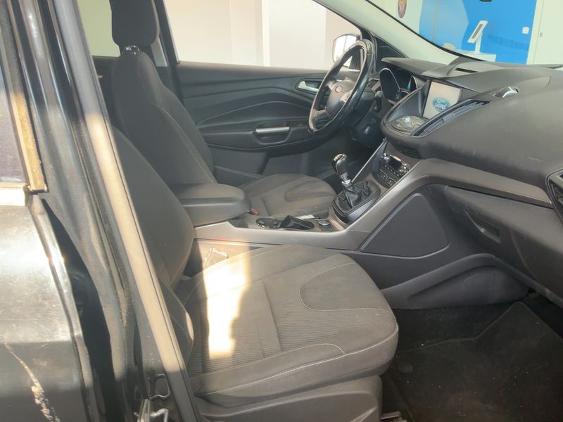 Ford Kuga 2.0 TDCi Plus 2016 – снимка 16