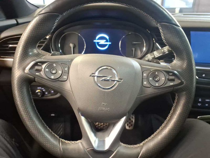 Opel Insignia 2.0 CDTI Ultimate — zdjęcie 16