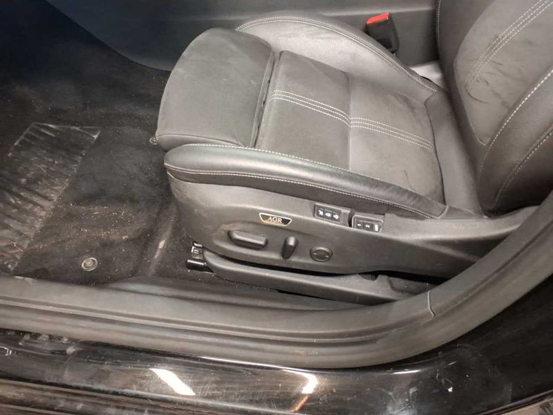 Opel Insignia 2.0 CDTI Ultimate — zdjęcie 14