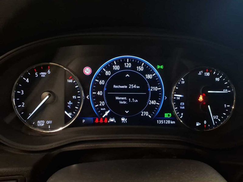 Opel Insignia 2.0 CDTI Ultimate — zdjęcie 8