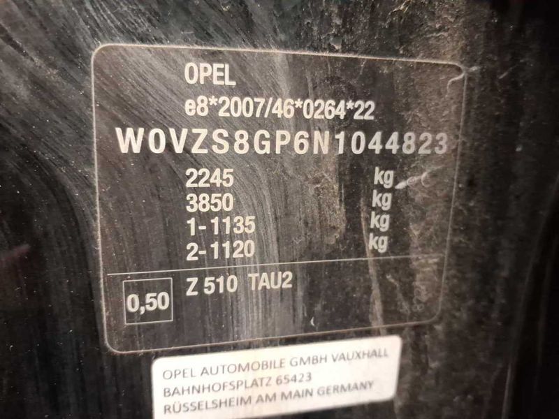 Opel Insignia 2.0 CDTI Ultimate — zdjęcie 12