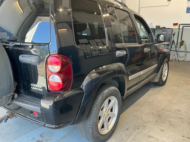 Jeep Cherokee 2.8 CRD Renegade 2006 – снимка 2