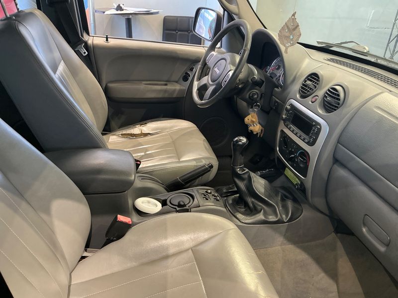 Jeep Cherokee 2.8 CRD Renegade 2006 – снимка 3