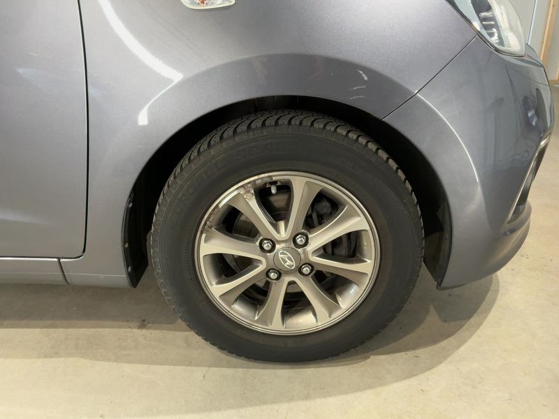Hyundai i10 1.0 Intro Edition 2014 – снимка 11