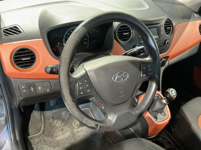 Hyundai i10 1.0 Intro Edition 2014 – снимка 25