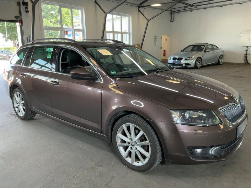 Skoda Octavia 2.0 TDI Elegance 2014 – снимка 12