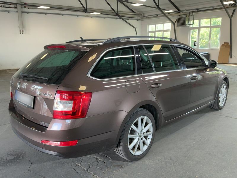 Skoda Octavia 2.0 TDI Elegance 2014 – снимка 8