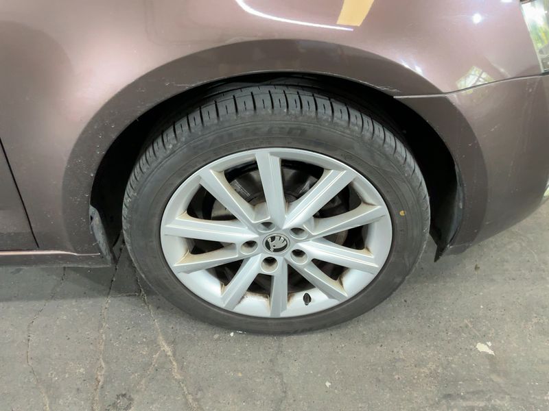 Skoda Octavia 2.0 TDI Elegance 2014 – снимка 11