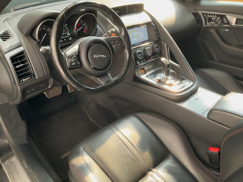 Jaguar F-TYPE 3.0 V6 S AWD — zdjęcie 12