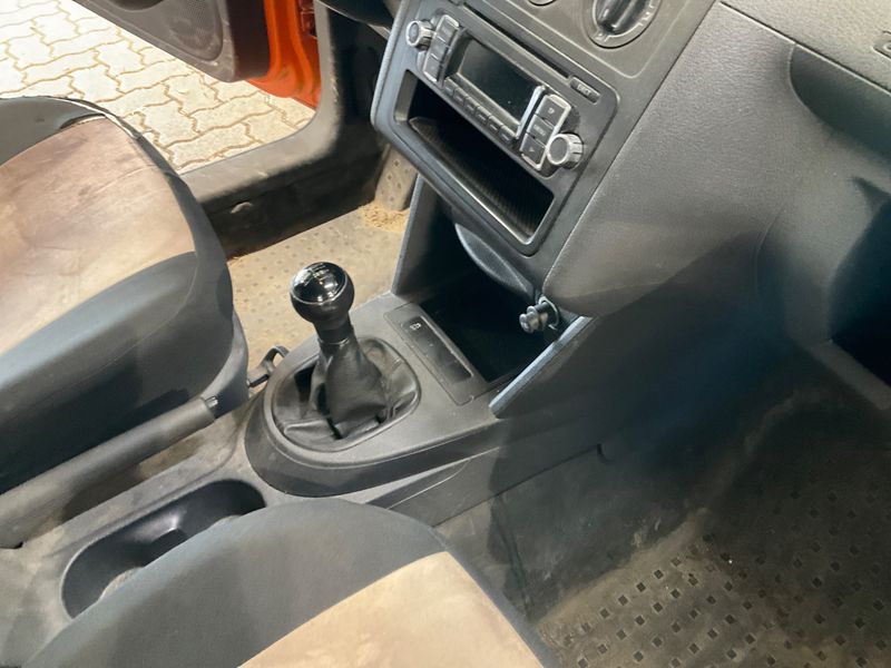 Volkswagen Caddy 1.6 TDI Kasten 2011 – снимка 30