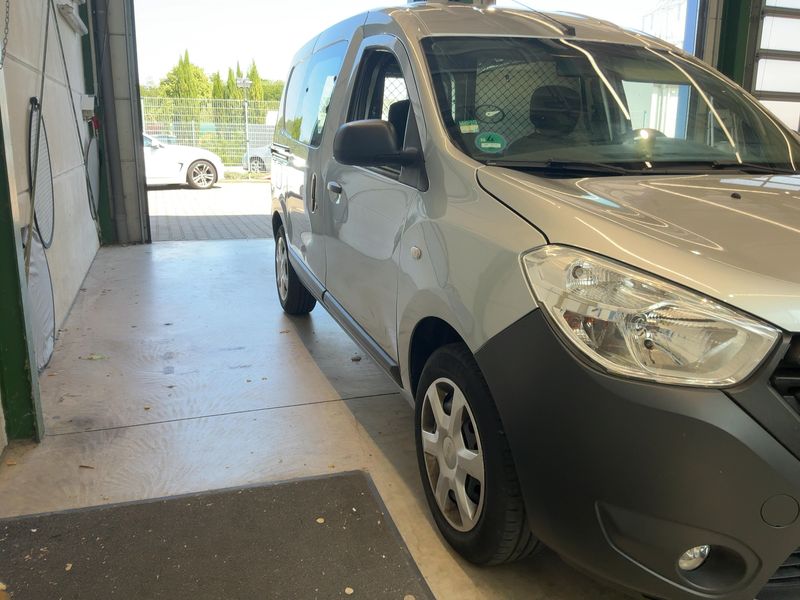 Dacia Dokker Express 1.6 SCe Essential — zdjęcie 8