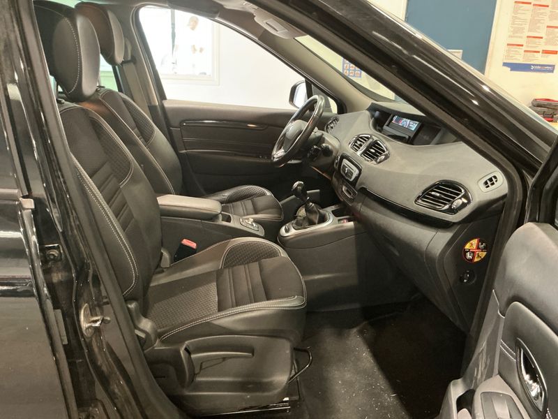 Renault Scenic 1.5 dCi BOSE Edition — zdjęcie 3