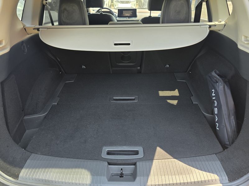 Nissan X-Trail 1.3 DIG-T Visia — zdjęcie 9