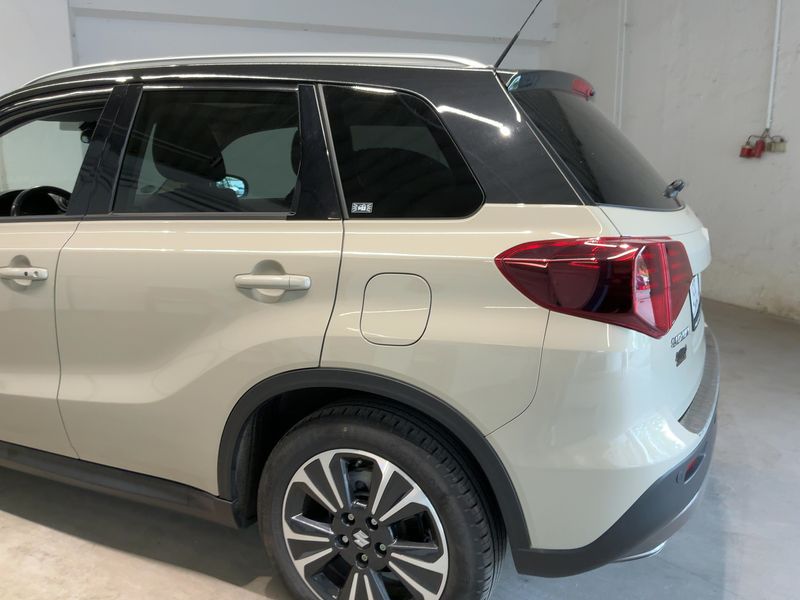 Suzuki Vitara 1.4 BoosterJet Mild-Hybrid Comfort+ 4x4 — zdjęcie 3
