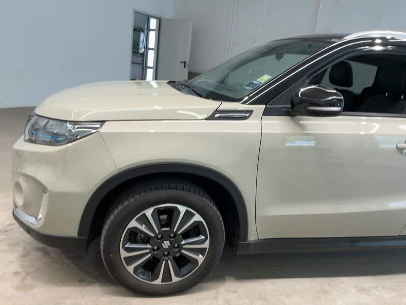 Suzuki Vitara 1.4 BoosterJet Mild-Hybrid Comfort+ 4x4 — zdjęcie 2