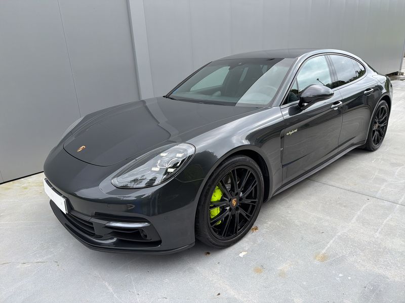 2017 Porsche Panamera