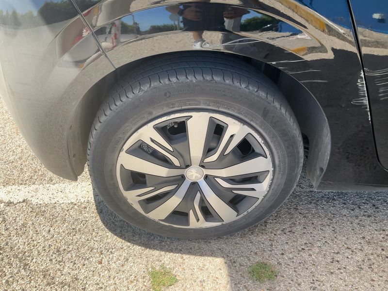 Peugeot 208 1.2 PureTech Active Pack 2023 – снимка 9