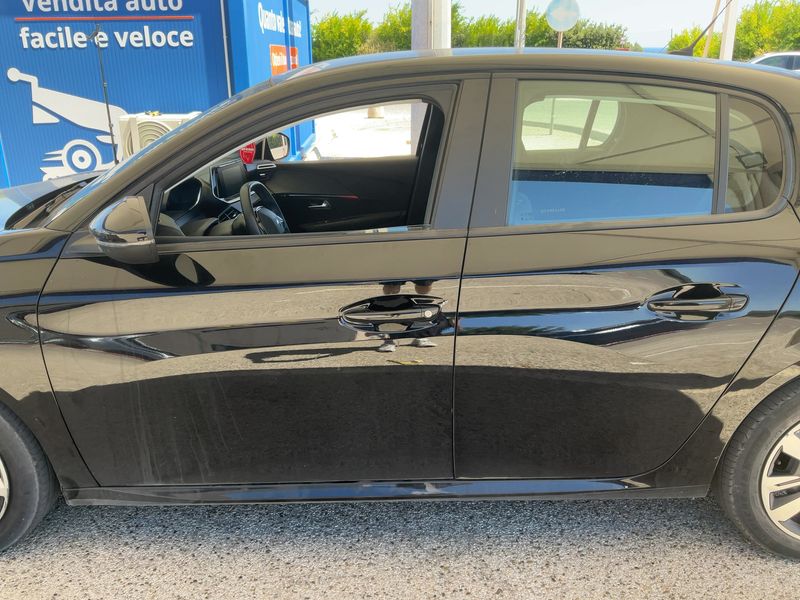 Peugeot 208 1.2 PureTech Active Pack — zdjęcie 4