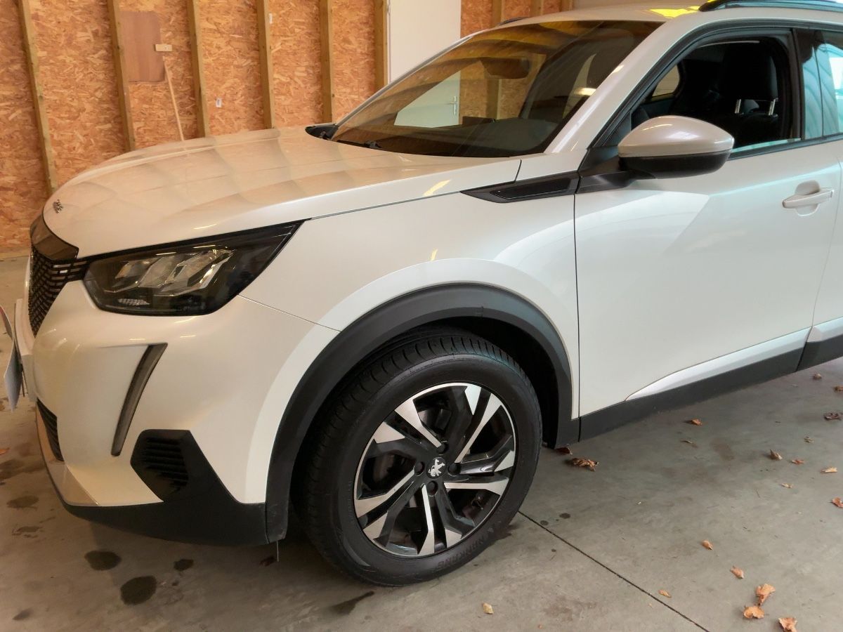 Peugeot 2008 1.2 PureTech Allure