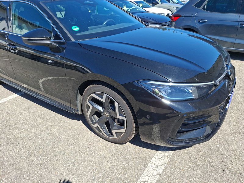 Volkswagen Passat 2.0 TDI R-line — zdjęcie 6
