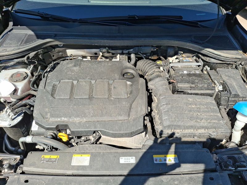 Volkswagen Passat 2.0 TDI R-line — zdjęcie 8