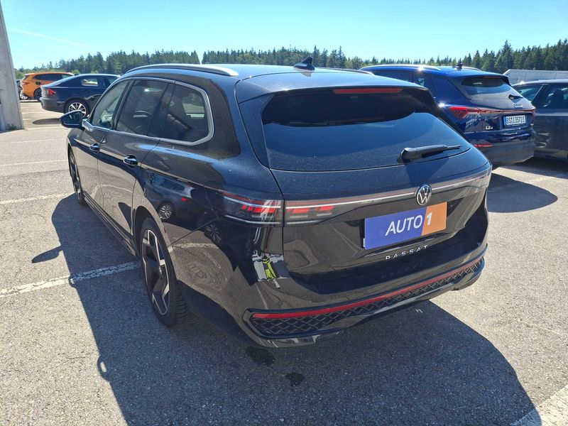 Volkswagen Passat 2.0 TDI R-line — zdjęcie 3