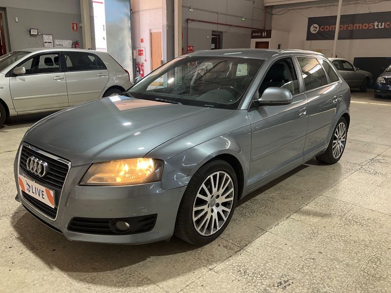 Audi A3 Sportback 1.9 TDI Ambiente — zdjęcie 1