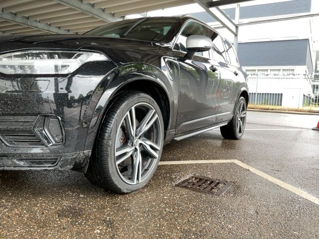 Volvo XC90 2.0 T8 Plug-in Hybrid R-Design AWD — zdjęcie 2