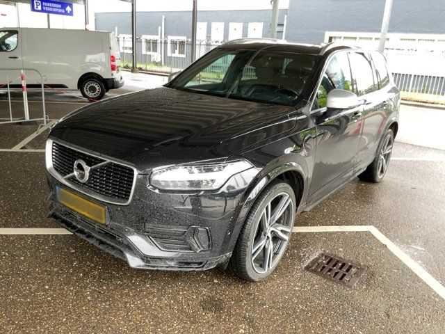 Volvo XC90 2.0 T8 Plug-in Hybrid R-Design AWD — zdjęcie 1