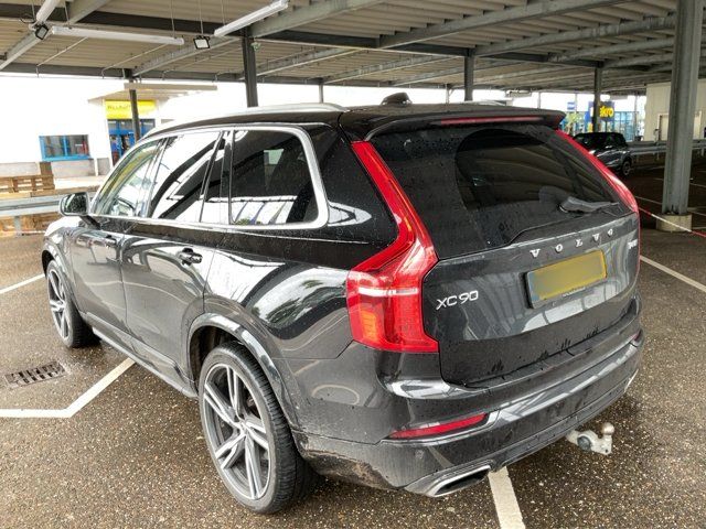 Volvo XC90 2.0 T8 Plug-in Hybrid R-Design AWD — zdjęcie 3
