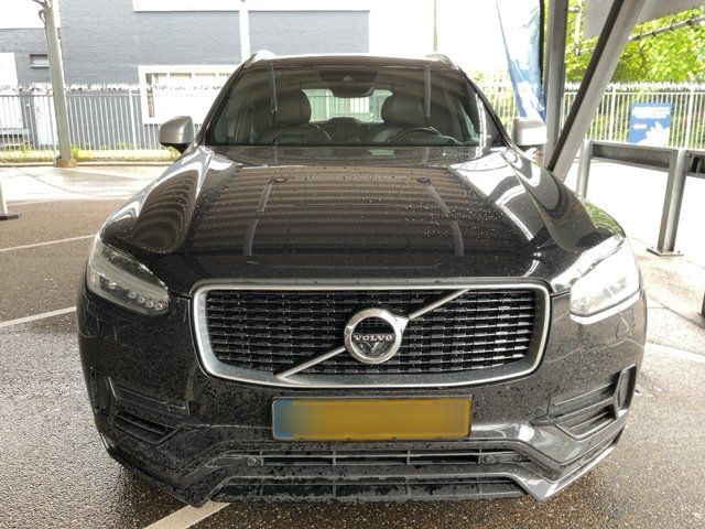 Volvo XC90 2.0 T8 Plug-in Hybrid R-Design AWD — zdjęcie 9