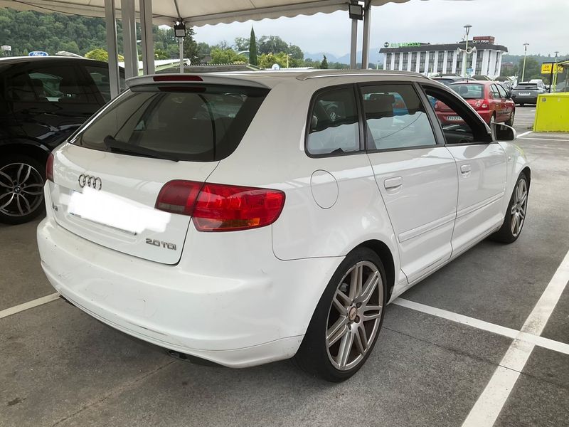 Audi A3 Sportback 2.0 TDI Ambition 2008 – снимка 2