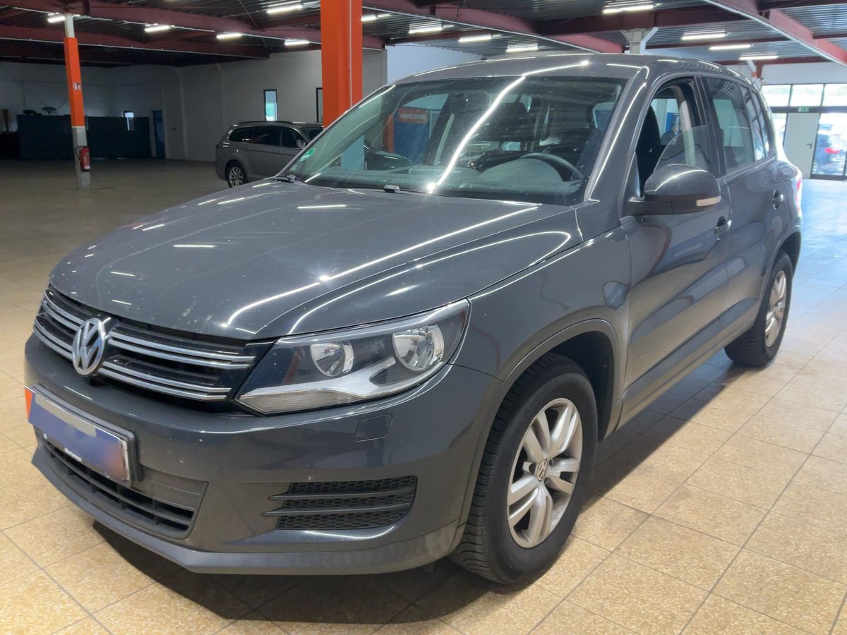 Volkswagen Tiguan 2016 — photo 1