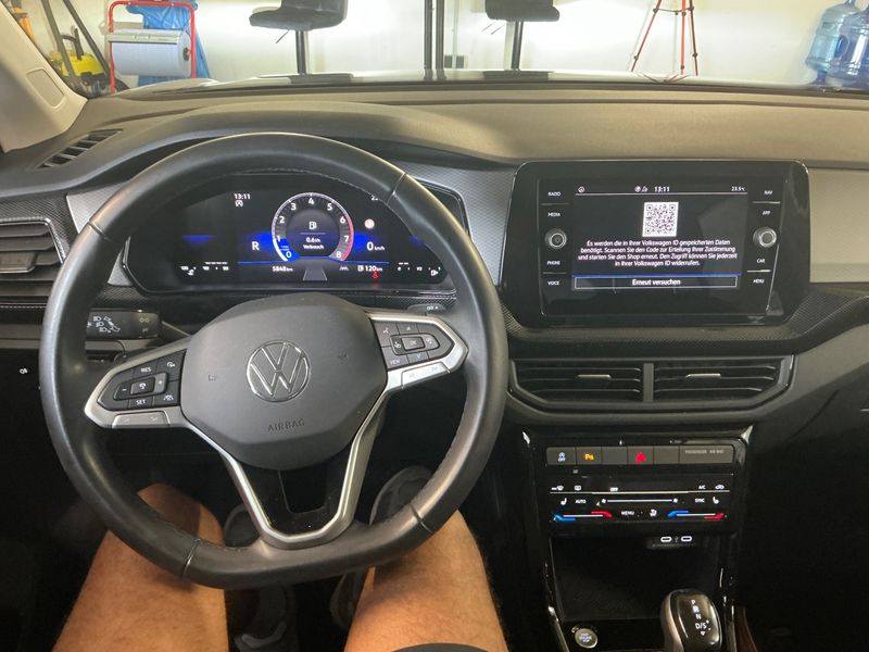 Volkswagen T-Cross 1.0 TSI Life — zdjęcie 12