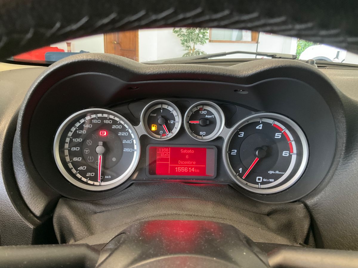 Alfa Romeo MiTo 1.3 JTDM Progression - Immagine 4