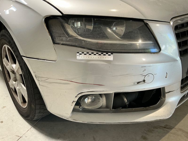 Audi A4 2.0 TDI Ambiente 2010 – снимка 41