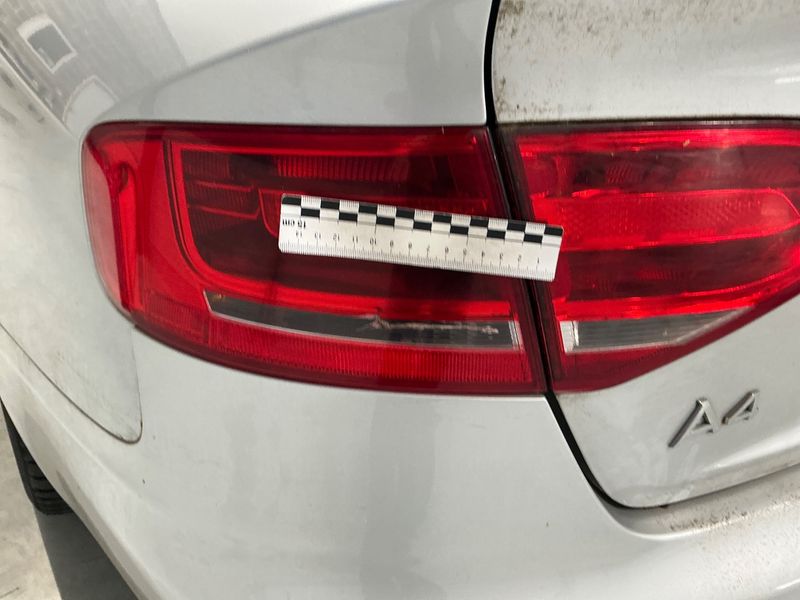 Audi A4 2.0 TDI Ambiente 2010 – снимка 38